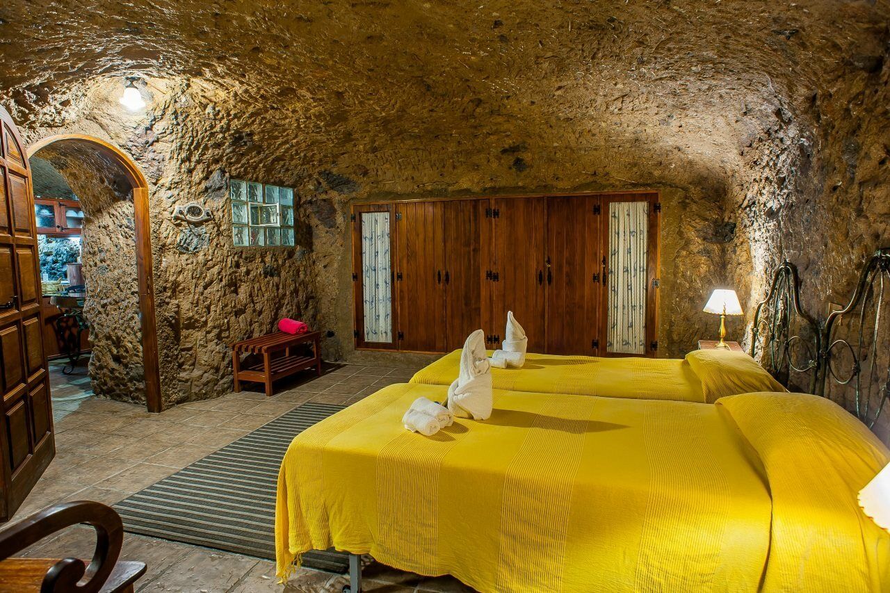 Casa Cueva El Mimo